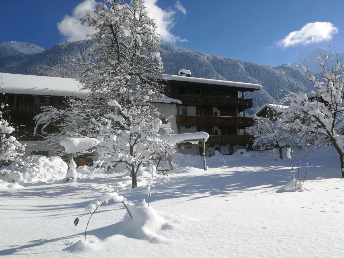 Hof Neuhaus Lägenhet Mayrhofen Exteriör bild