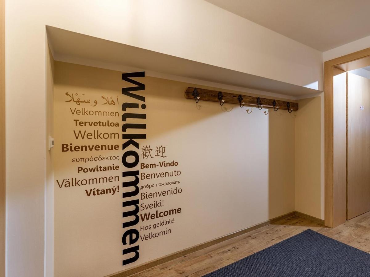 Hof Neuhaus Lägenhet Mayrhofen Exteriör bild